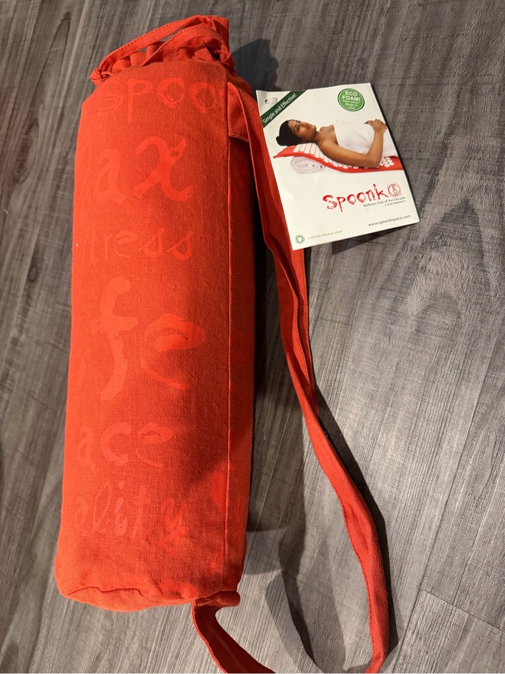 Spoonk Organic Hemp Acupressure Massage Mat Bag Saffron Red NWT